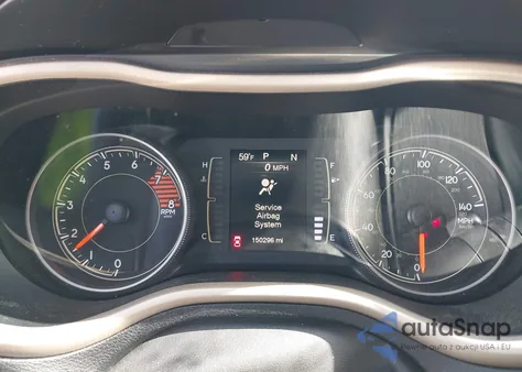 2017 Jeep Cherokee Altitude 4X4 z USA, uszkodzony, nr VIN 1C4PJMAS0HW631536